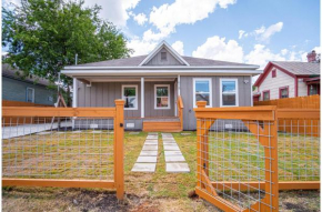 Seize the Moment 4BR3BA Gem w Downtown Views
